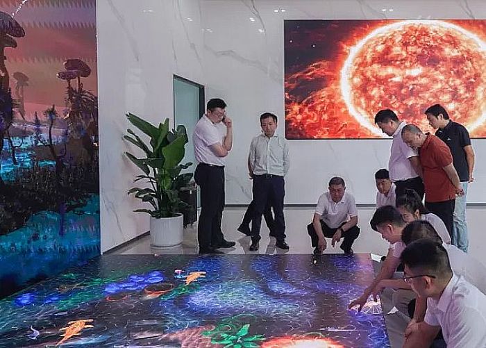 �ɂ�(g��)�ك|������ݿƞ����LEDֱ�@���_(k��i)������ـ��ģʽ