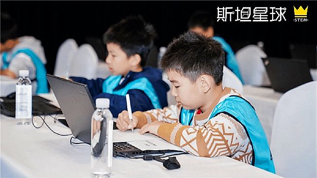 ˹̹ŊWC++_գ山͵󿧽AIrWŊWʲô̎