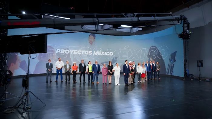 奧拓虛擬影棚項(xiàng)目入選工信部《2025年度視聽系統(tǒng)典型案例》名單