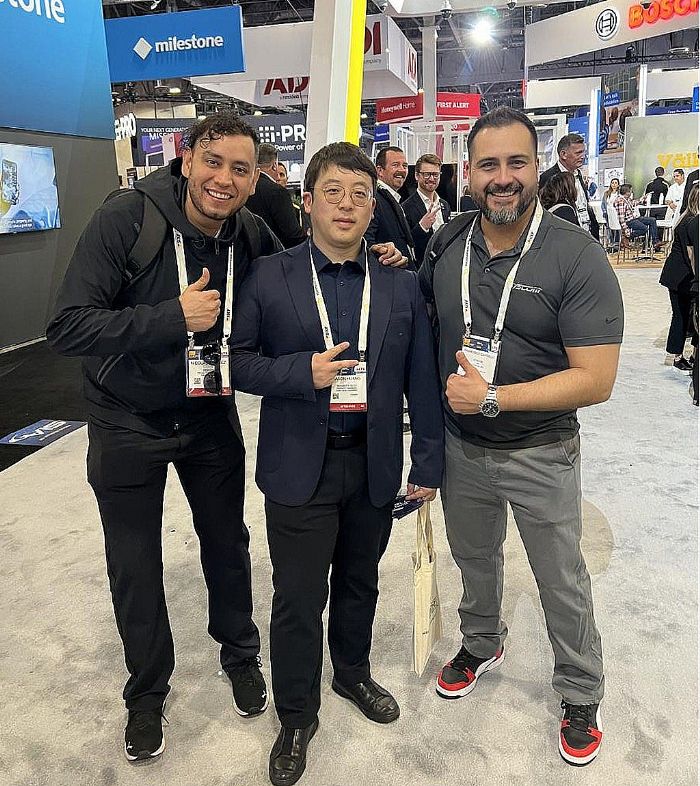 ������(li��n)�I�N���g(sh��)������أ��S�����ƄӶ��(xi��ng)��(chu��ng)�³ɹ����ИI(y��)�������D(zhu��n)����(y��ng)��